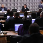 Mendonça proíbe CPMI do INSS de acessar dados de Vorcaro em sala-cofre