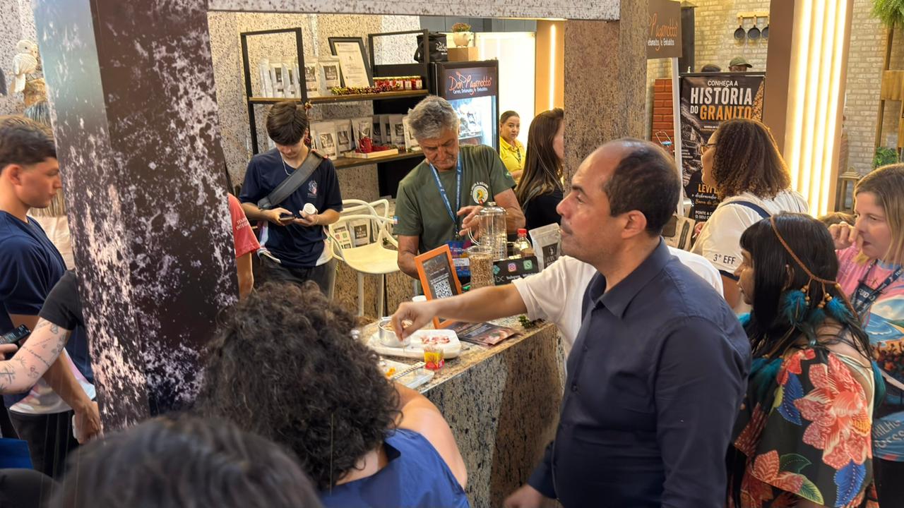 Leia mais sobre o artigo Barra de São Francisco destaca cultura, artesanato e produtos locais na Feira dos Municípios 2026